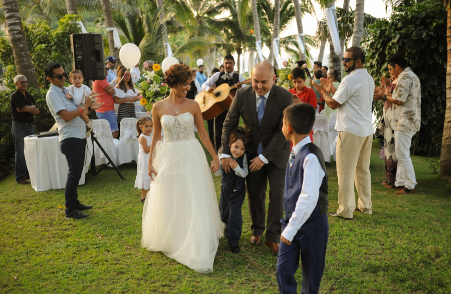 Salida de la ceremonia