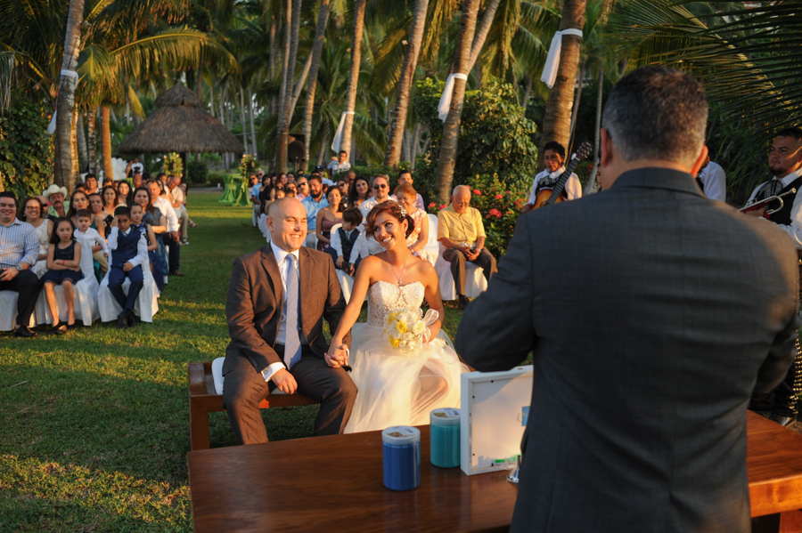 Momento de los novios en la ceremonia