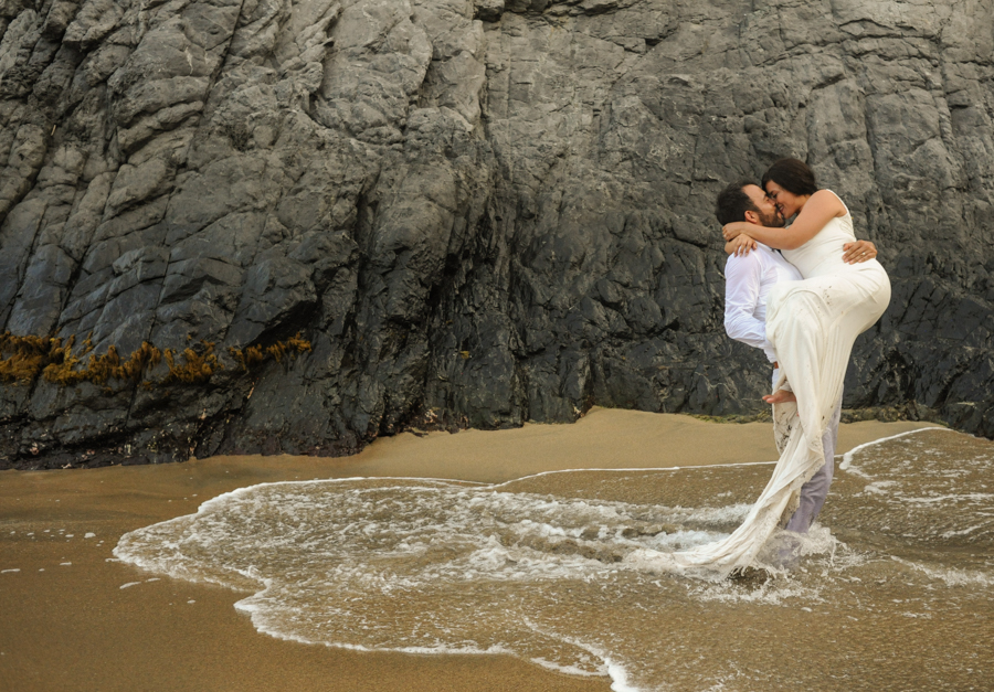 Los novios besandose / Photographer in Bucerias