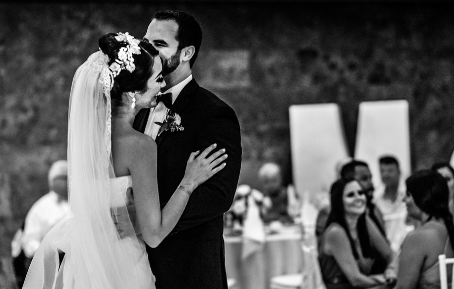 Wedding photographer Barcelo Maya Grand Resort